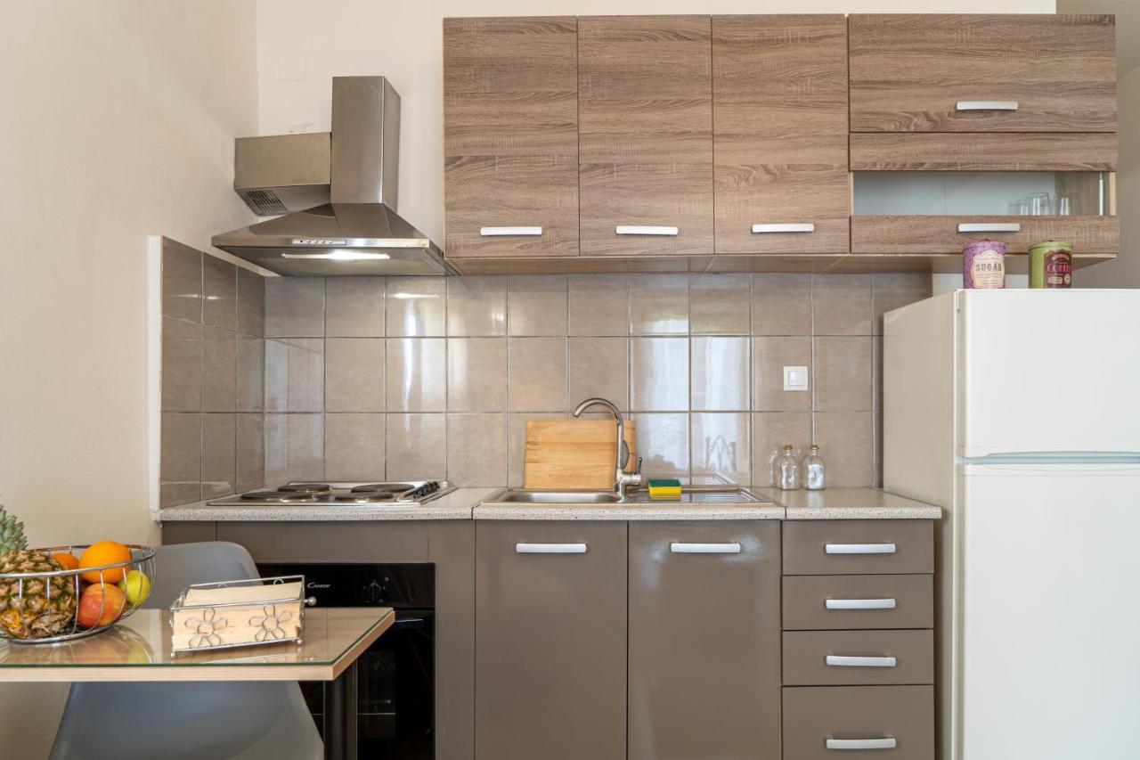 The View Apartment Makrýgialos Екстериор снимка