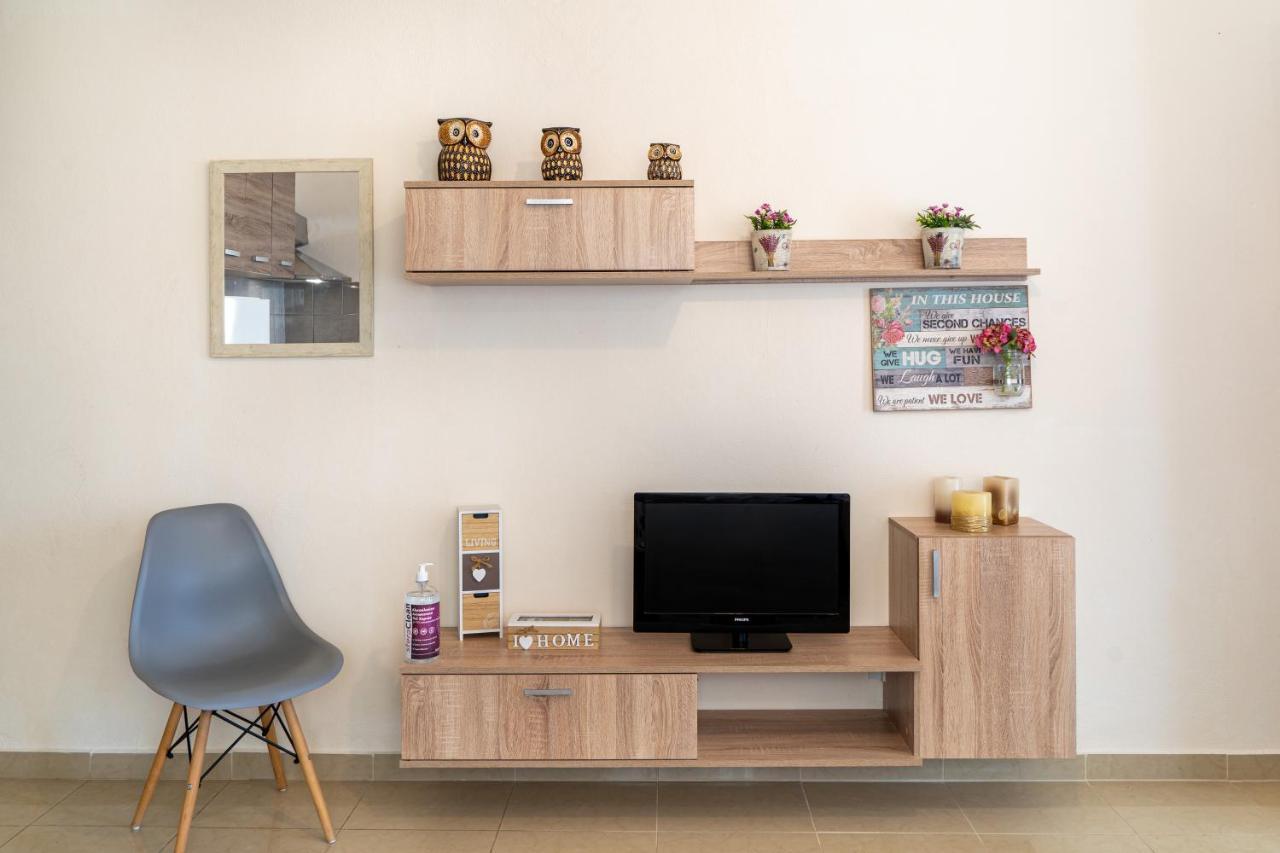 The View Apartment Makrýgialos Екстериор снимка