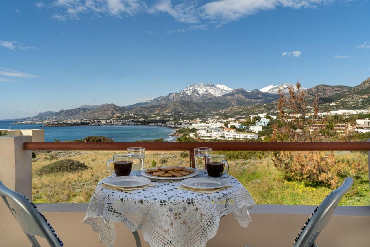 The View Apartment Makrýgialos Екстериор снимка